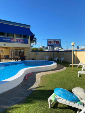 Гостиница Sunburst Motel  Серферс-Парадайс